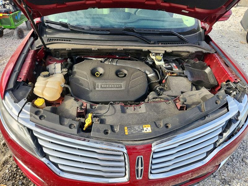 Фото 12 с аукциона – 2015 LINCOLN MKC с VIN 5LMCJ1A97FUJ10972