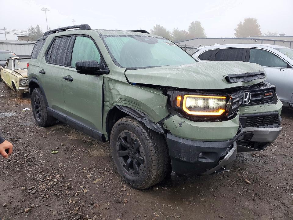 Photo 4 from auction – 2026 HONDA PASSPORT with VIN 5FNYF9H85TB093880
