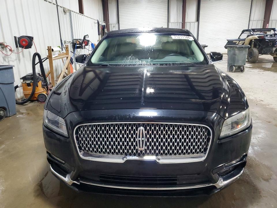 Photo 5 from auction – 2017 LINCOLN CONTINENTAL with VIN 1LN6L9VK3H5610596