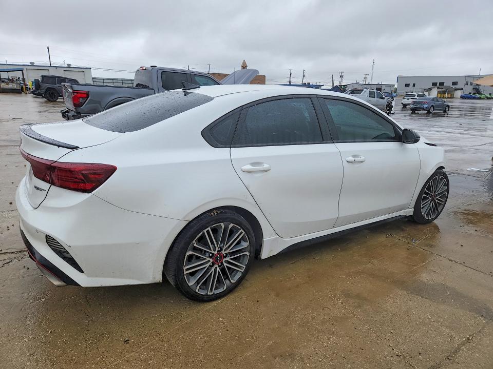 Фото 3 с аукциона – 2023 KIA FORTE с VIN 3KPF44AC2PE636371