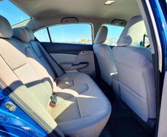 Снимка 10 от търг – 2015 HONDA CIVIC с VIN 19XFB2F57FE024184