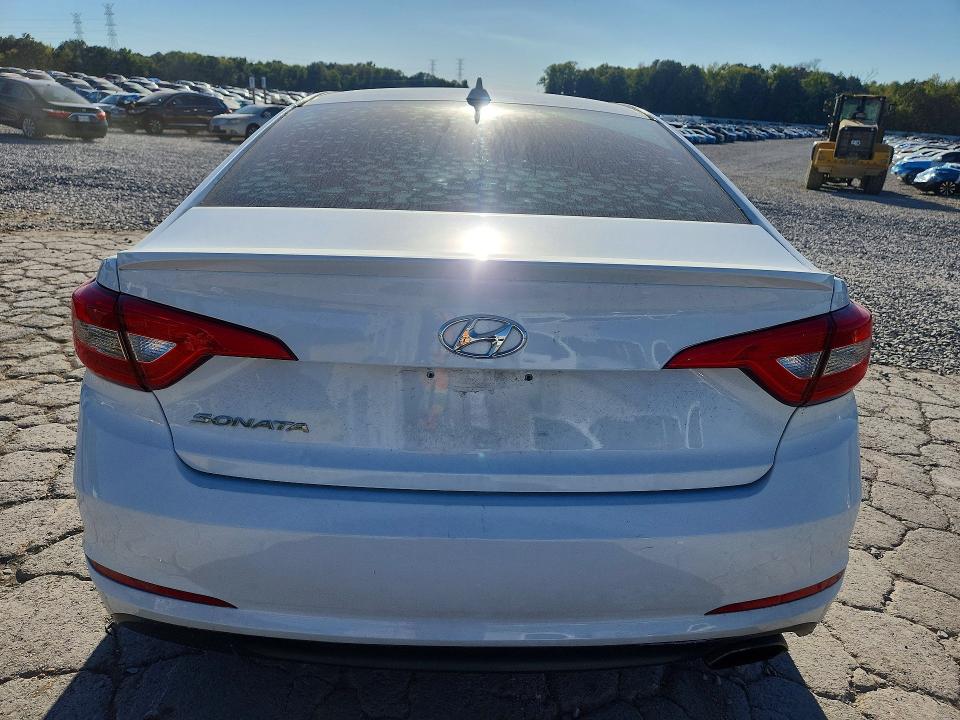 Снимка 6 от търг – 2015 HYUNDAI SONATA с VIN 5NPE24AF0FH016561