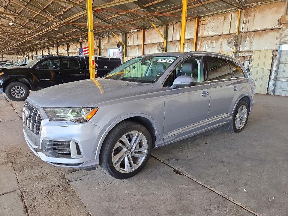 AUDI Q7 2020 with VIN WA1LXAF78LD002878 - Photo from auction