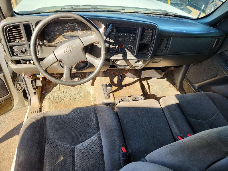 Photo 8 from auction – 2005 CHEVROLET SILVERADO with VIN 2GCEK19B651173575