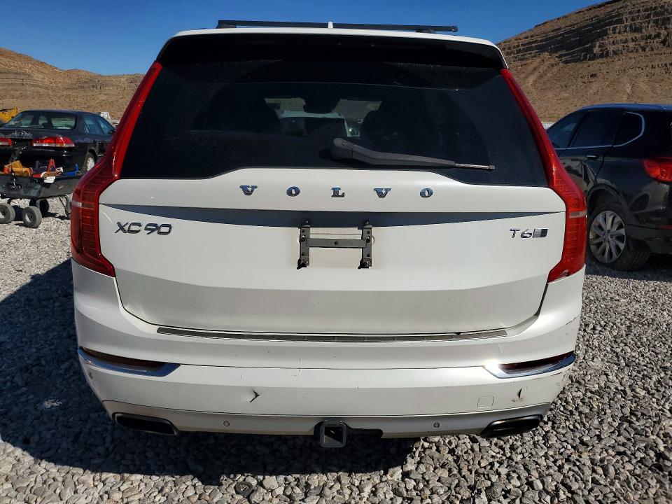 Zdjęcie 6 z aukcji – 2016 VOLVO XC90 z VIN YV4A22PL5G1039727