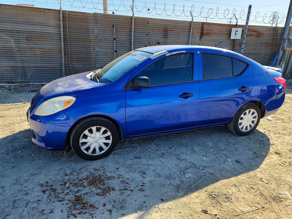 Снимка 1 от търг – 2014 NISSAN VERSA с VIN 3N1CN7AP1EL821818