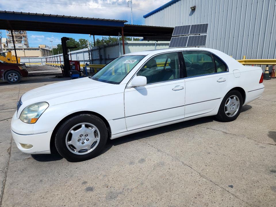 LEXUS LS 2002 مع رقم تعريف المركبة JTHBN30F220055289 - صورة من المزاد