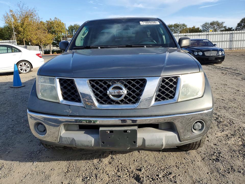 Photo 5 from auction – 2006 NISSAN FRONTIER with VIN 1N6AD07U56C466237