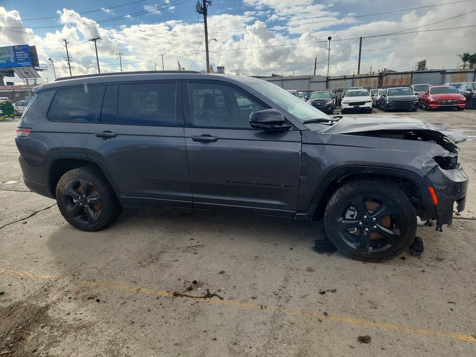 Снимка 4 от търг – 2023 JEEP GRAND CHEROKEE с VIN 1C4RJKBGXP8702638