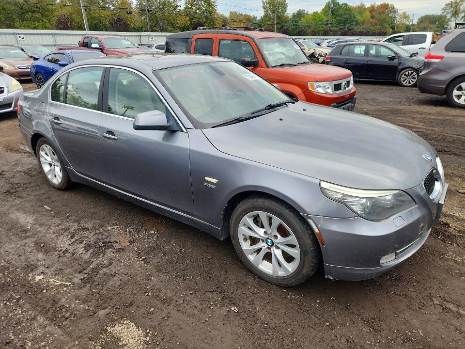 Фото 4 с аукциона – 2010 BMW 535 с VIN WBANV9C53AC139247