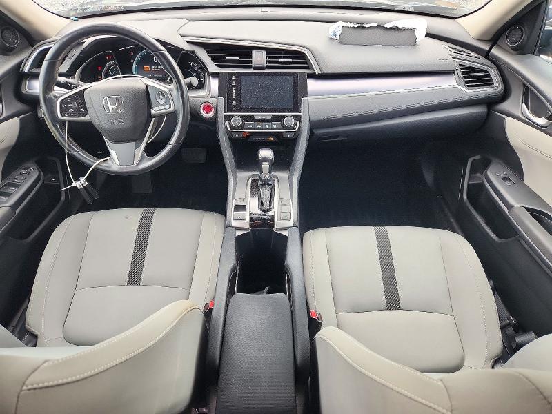 Photo 8 from auction – 2018 HONDA CIVIC with VIN 2HGFC1F35JH640390