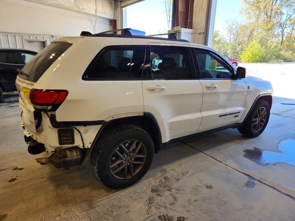 Photo 3 from auction – 2016 JEEP GRAND CHEROKEE with VIN 1C4RJFAG4GC333409