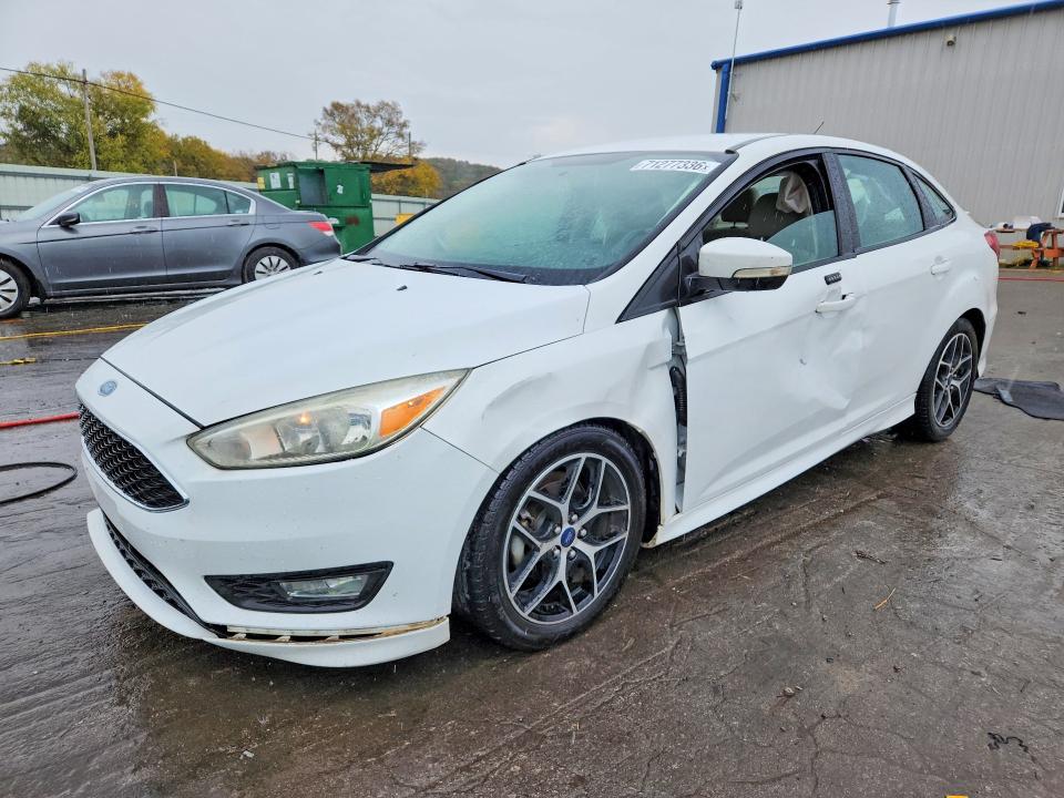 FORD FOCUS 2016 с VIN 1FADP3F23GL279482 - Снимка от търг