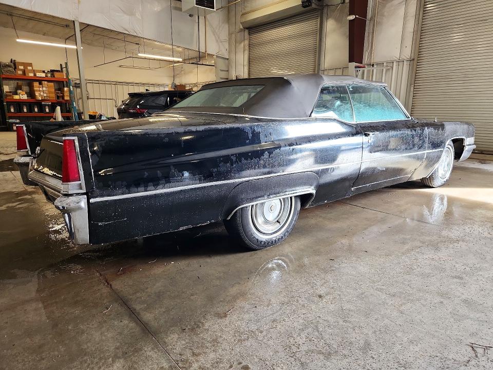 Photo 3 from auction – 1981 CADILLAC DEVILLE with VIN F9258206
