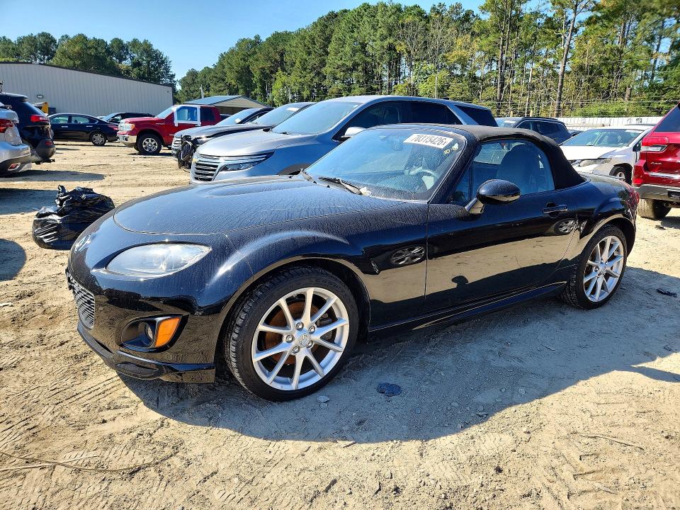 MAZDA MX-5 MIATA 2009 مع رقم تعريف المركبة JM1NC25F390204052 - صورة من المزاد