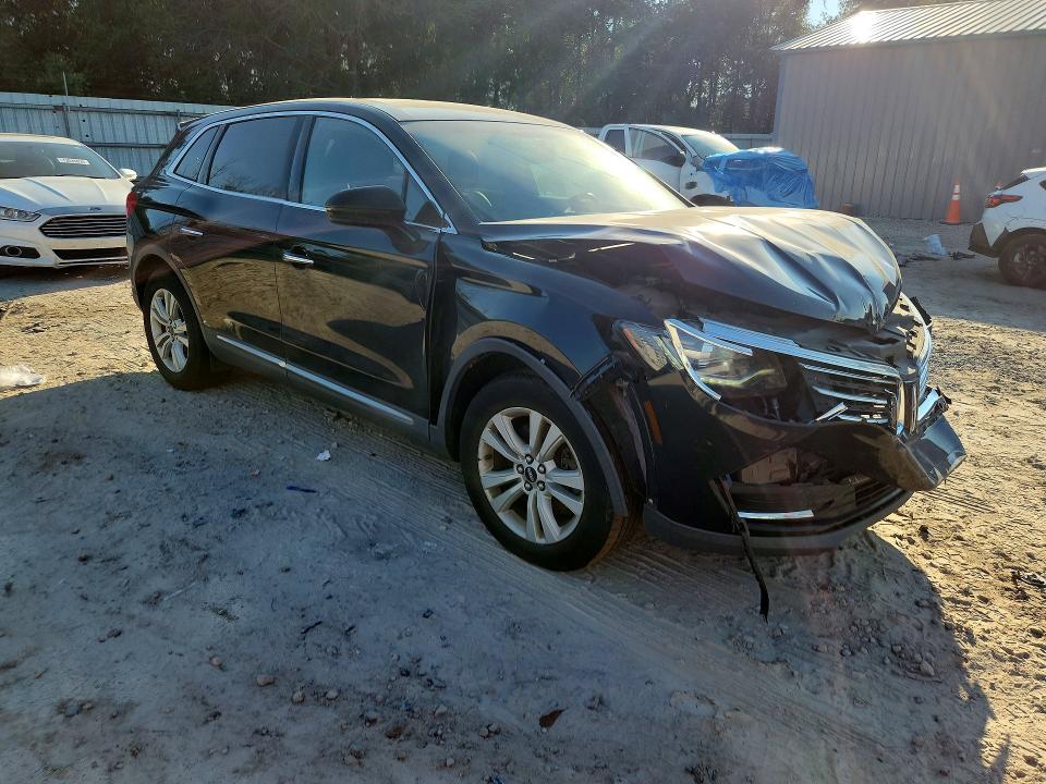 Снимка 4 от търг – 2017 LINCOLN MKX с VIN 2LMPJ6JR4HBL15504