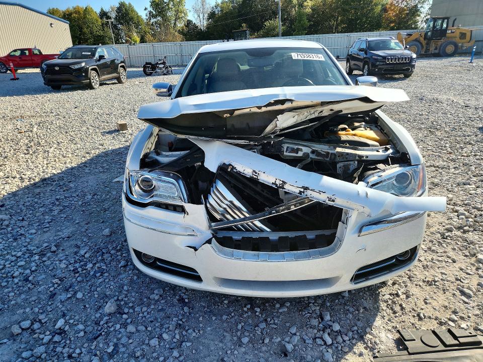 Photo 5 from auction – 2012 CHRYSLER 300 with VIN 2C3CCAHG3CH184334