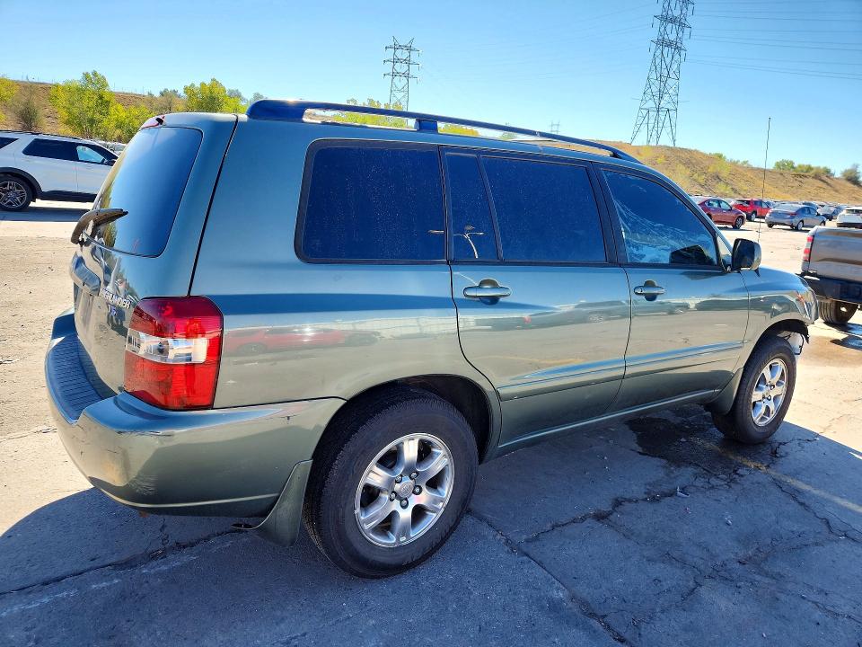 صورة رقم 3 من المزاد - 2005 TOYOTA HIGHLANDER مع VIN JTEGP21A550069301
