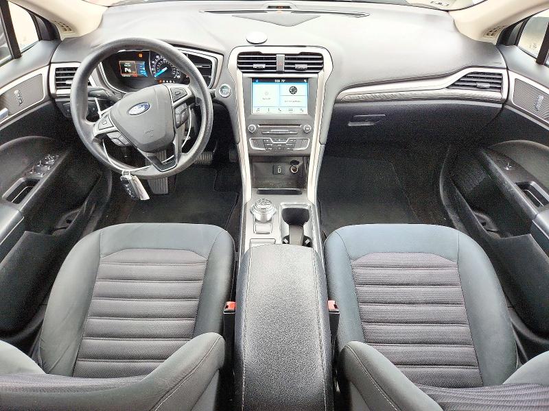 Photo 8 from auction – 2017 FORD FUSION with VIN 3FA6P0H75HR408017