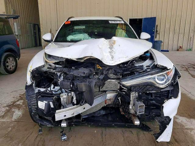 Снимка 5 от търг – 2022 ALFA ROMEO STELVIO с VIN ZASPAJAN5N7D28208