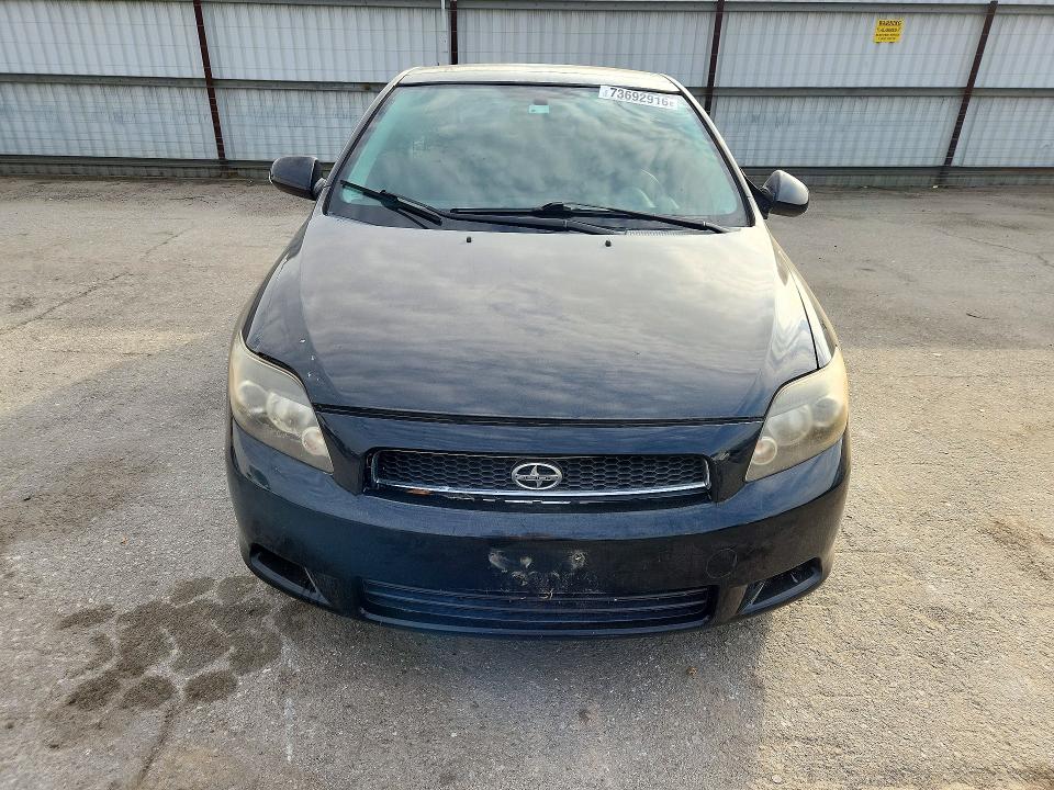 Снимка 5 от търг – 2009 SCION TC с VIN JTKDE167390277776