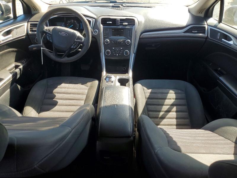 Foto 8 de la subasta – 2017 FORD FUSION con VIN 3FA6P0LU1HR358410