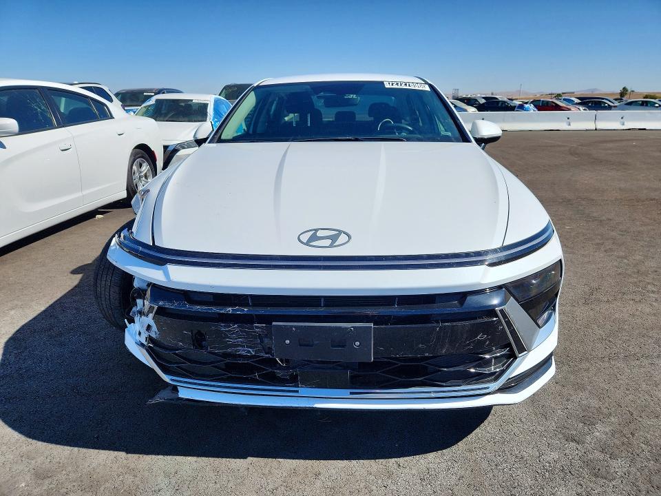 Photo 5 from auction – 2025 HYUNDAI SONATA with VIN KMHL64JA9SA438809
