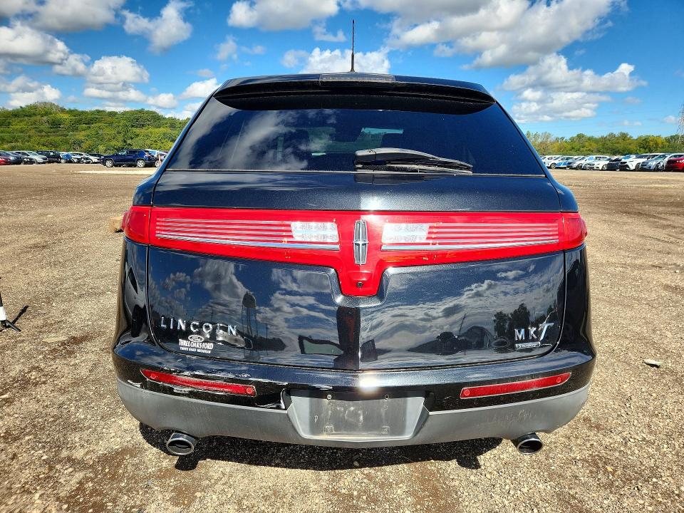 Снимка 6 от търг – 2010 LINCOLN MKT с VIN 2LMHJ5AT3ABJ15553