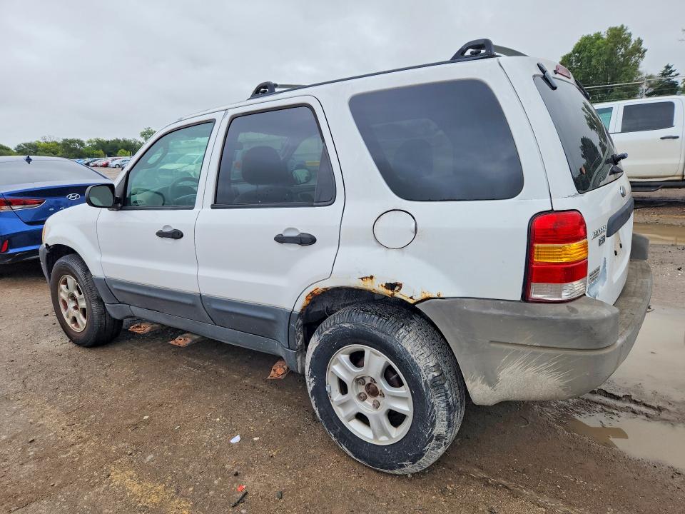 Снимка 2 от търг – 2003 FORD ESCAPE с VIN 1FMYU93183KC05473