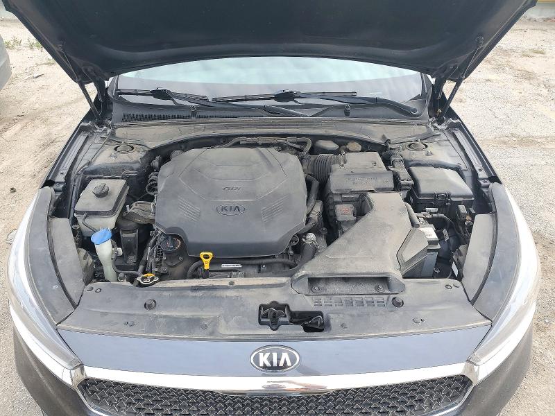 Photo 11 from auction – 2017 KIA CADENZA with VIN KNALB4J12H5042879