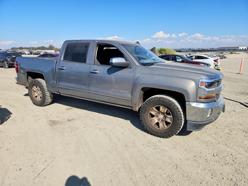 Photo 4 from auction – 2017 CHEVROLET SILVERADO with VIN 3GCUKREC8HG284469