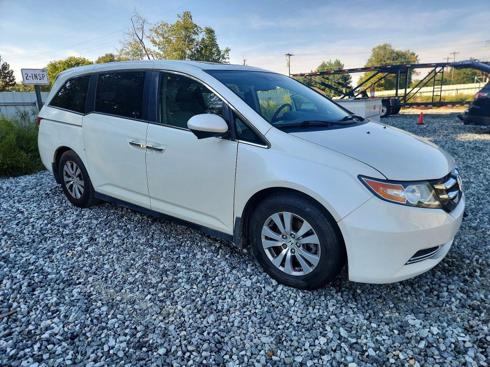 Photo 4 from auction – 2016 HONDA ODYSSEY with VIN 5FNRL5H67GB127005