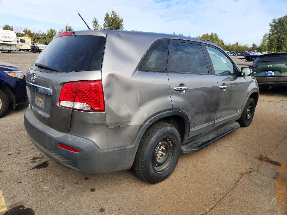 صورة رقم 3 من المزاد - 2012 KIA SORENTO مع VIN 5XYKTDA68CG278766