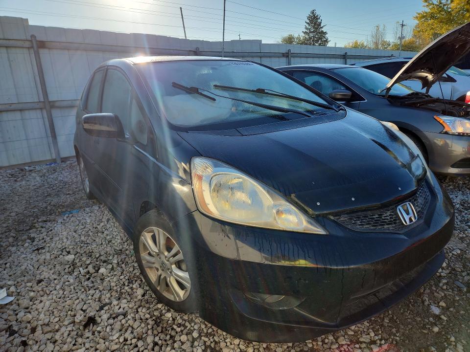 Photo 4 from auction – 2011 HONDA FIT with VIN JHMGE8H52BC026095