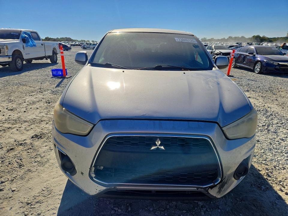 Photo 5 from auction – 2014 MITSUBISHI OUTLANDER SPORT with VIN 4A4AP3AU5EE005295