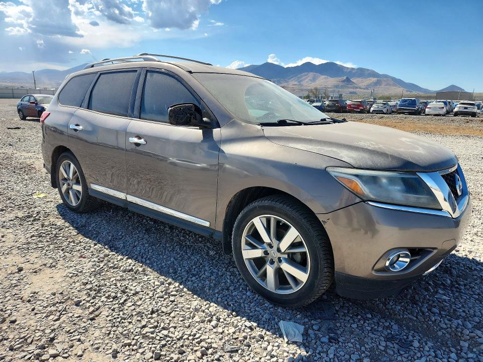 Photo 4 from auction – 2013 NISSAN PATHFINDER with VIN 5N1AR2MMXDC673428