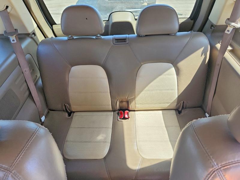 Photo 10 from auction – 2004 FORD EXPLORER with VIN 1FMZU64K34ZA78196