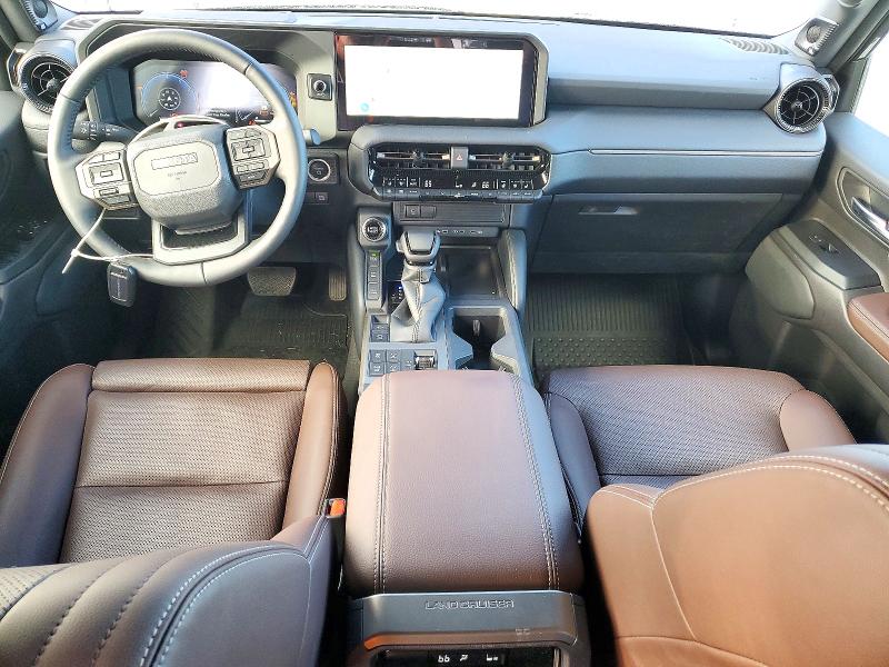 Снимка 8 от търг – 2026 TOYOTA LAND CRUISER с VIN JTEABFAJ9TK054586
