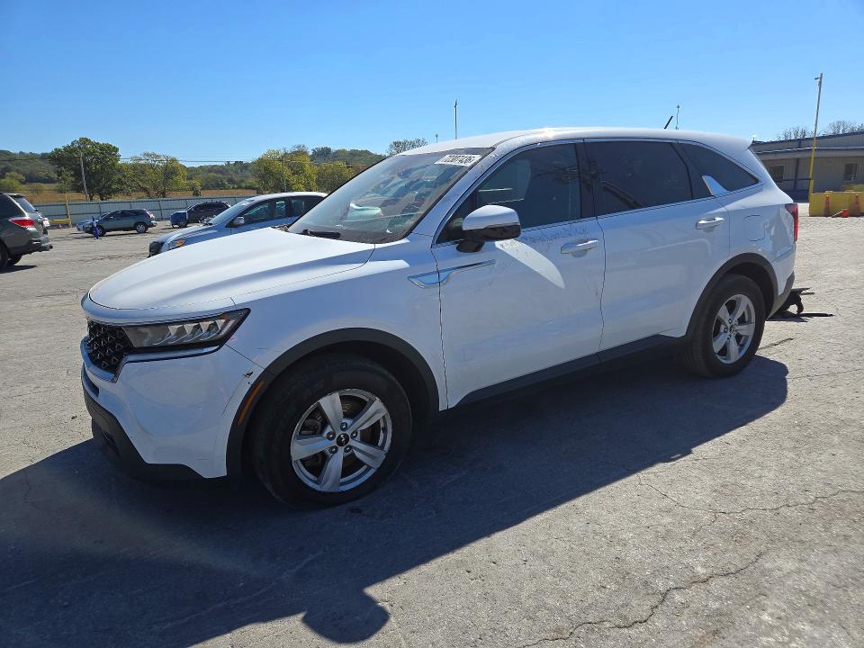 KIA SORENTO 2022 с VIN 5XYRG4LC5NG128106 - Снимка от търг