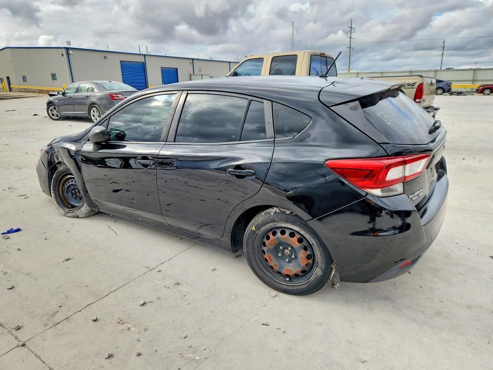 Фото 2 с аукциона – 2017 SUBARU IMPREZA с VIN 4S3GTAA68H3731185