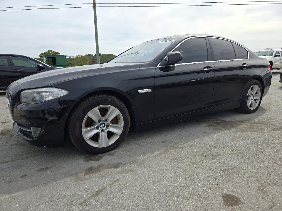 Фото 1 с аукциона – 2013 BMW 528 с VIN WBAXH5C59DD112884
