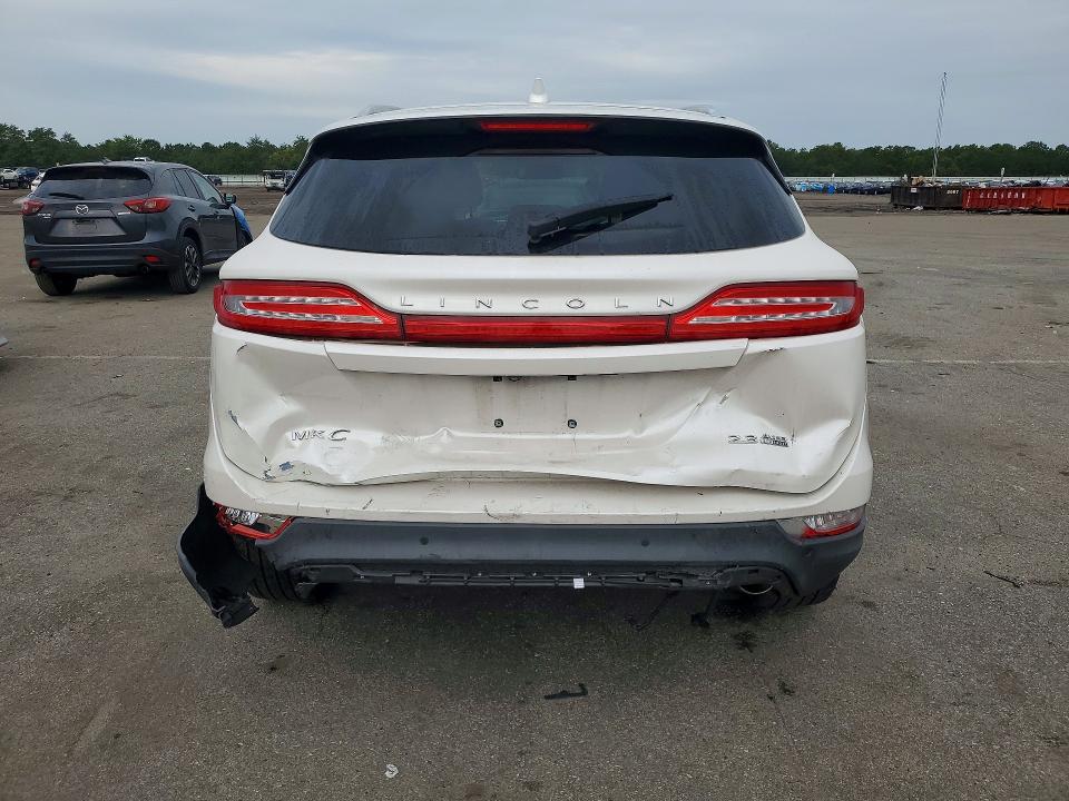Photo 6 from auction – 2015 LINCOLN MKC with VIN 5LMTJ2AH5FUJ42056