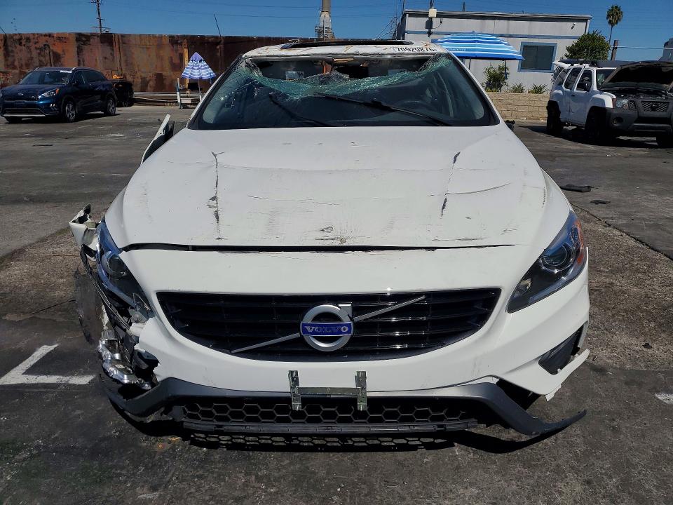 صورة رقم 5 من المزاد - 2017 VOLVO S60 مع VIN YV126MFL9H2439255