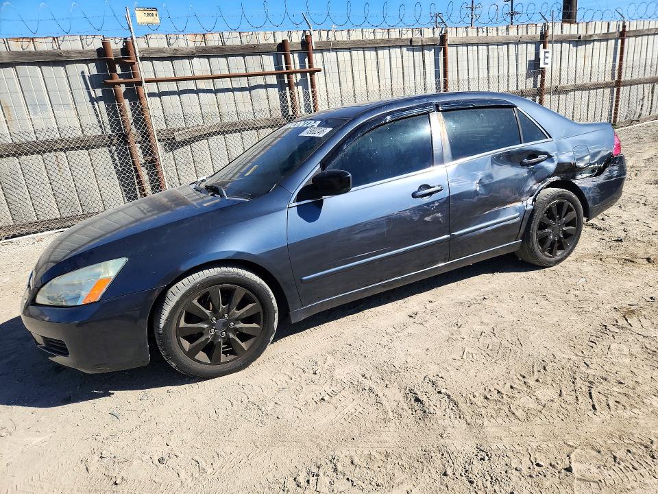 HONDA ACCORD 2007 с VIN 1HGCM66837A082684 - Снимка от търг