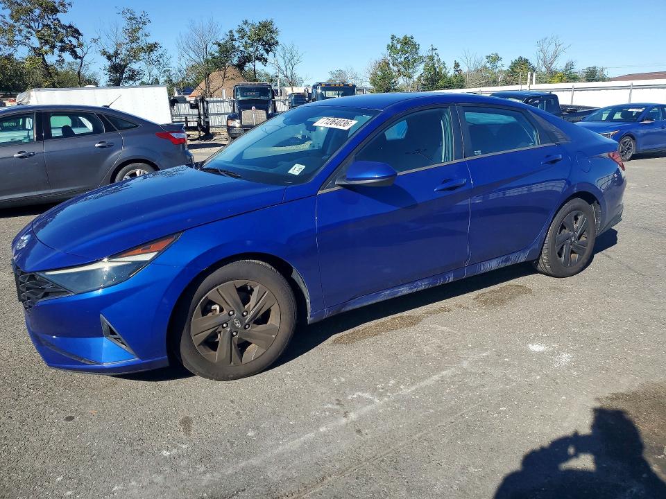 HYUNDAI ELANTRA 2022 с VIN 5NPLS4AG8NH073816 - Снимка от търг