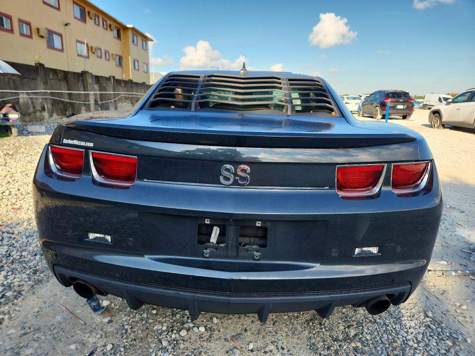 Снимка 6 от търг – 2013 CHEVROLET CAMARO с VIN 2G1FK1EJ3D9105518