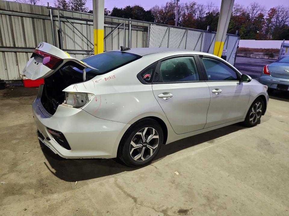 Photo 3 from auction – 2020 KIA FORTE with VIN 3KPF24AD0LE155074