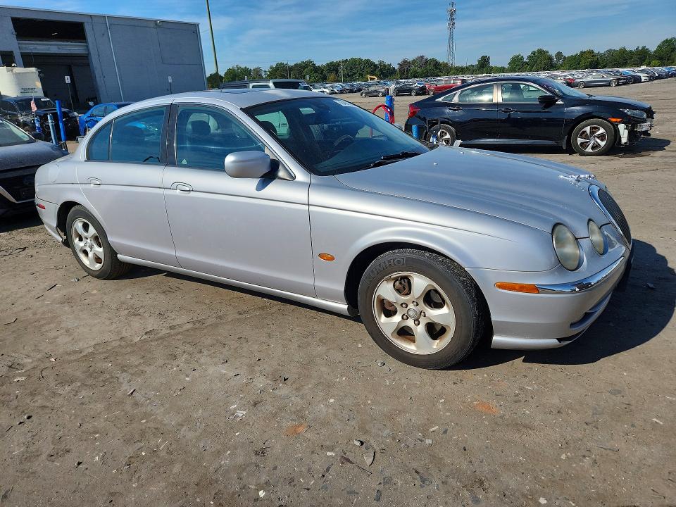 صورة رقم 4 من المزاد - 2002 JAGUAR S-TYPE مع VIN SAJDA01N72FM28447