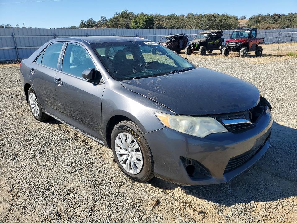Фото 4 с аукциона – 2012 TOYOTA CAMRY с VIN 4T4BF1FK7CR246404