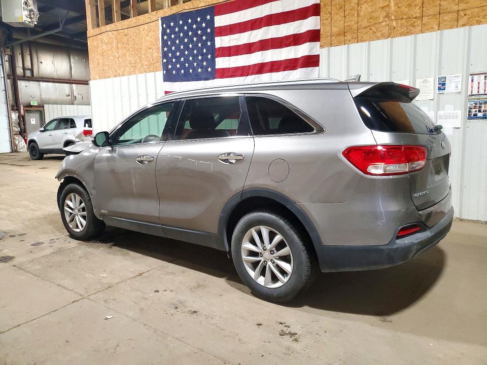 صورة رقم 2 من المزاد - 2016 KIA SORENTO مع VIN 5XYPGDA38GG052068